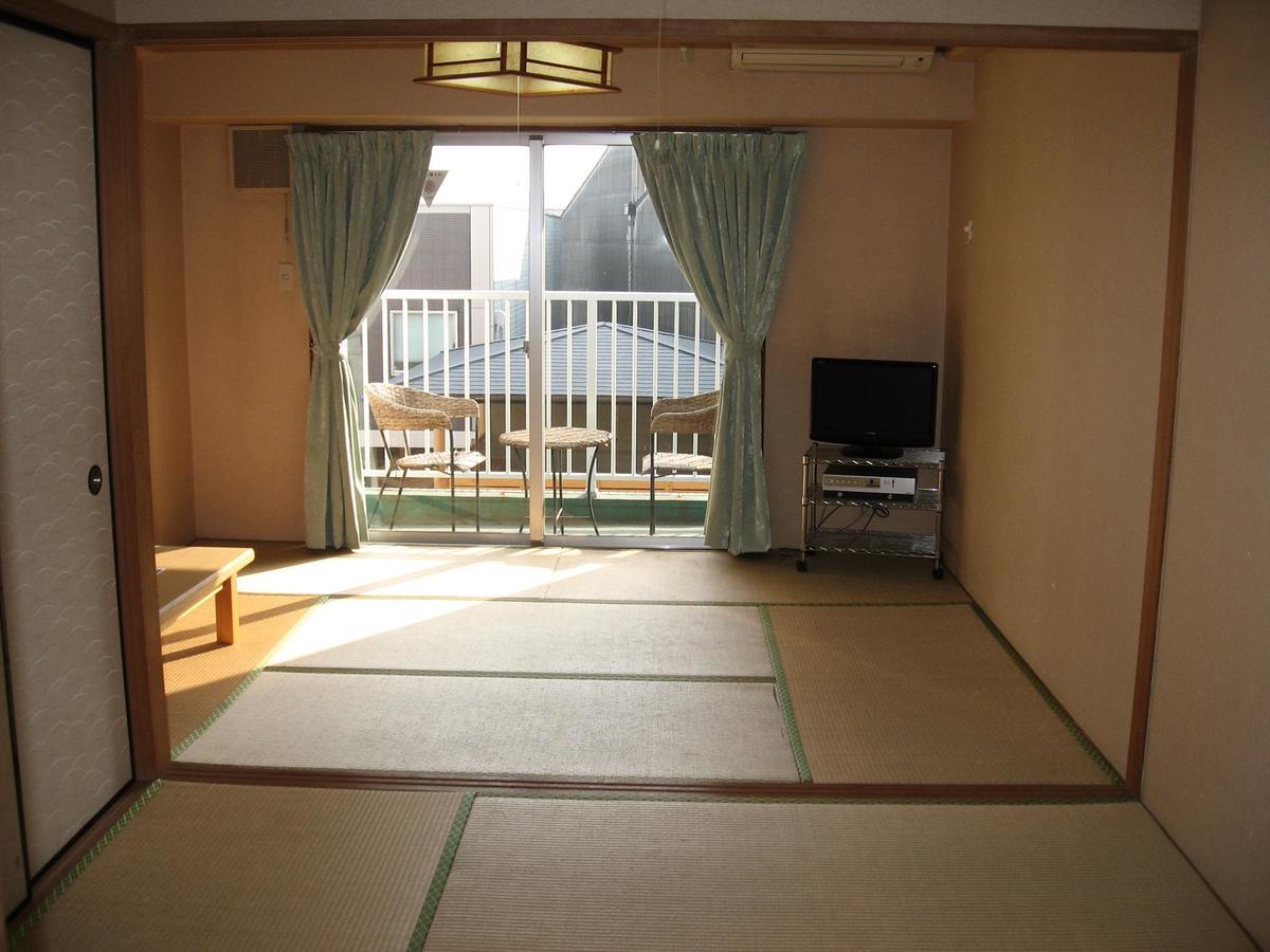 Tsurusaki Hotel Оита Экстерьер фото